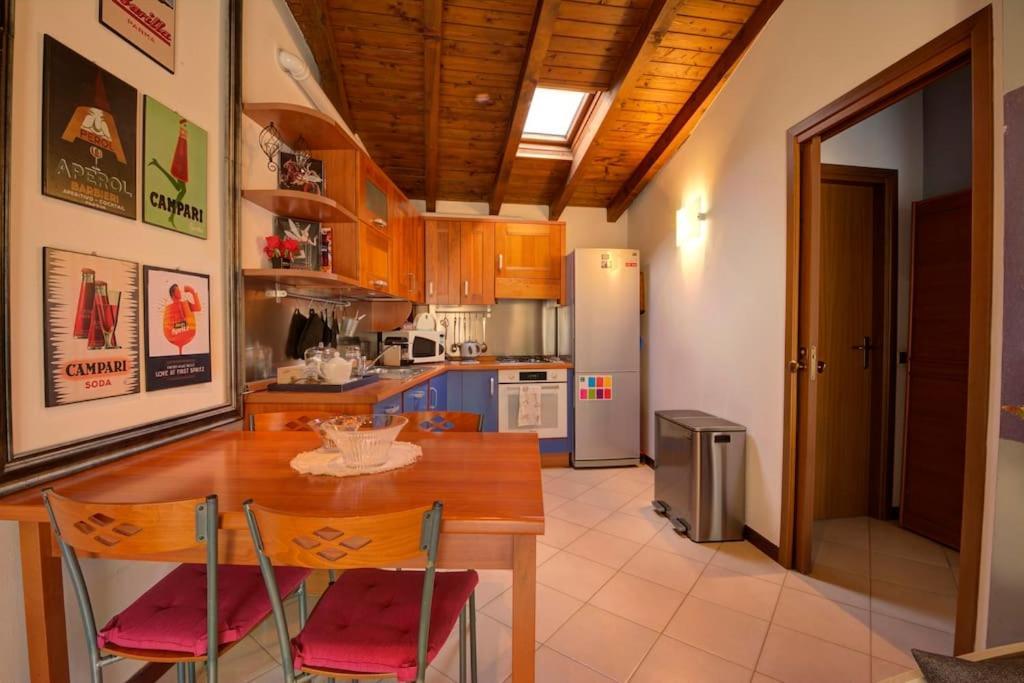 Casa Vacanza Angolo Della Corte Apartman Como Kültér fotó